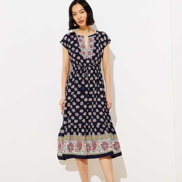 LOFT Dresses & Skirts - Ann Taylor Loft Floral Dress NWT